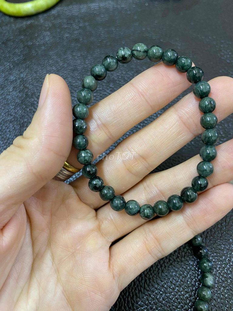 Vòng tay phong thủy Nữ Đá tự nhiên 6mm Xanh đen. Mua bán Phụ kiện thời trang khác tại Quận Bình Thạnh Tp Hồ Chí Minh được đăng bởi Hồng Ngọc hình 1