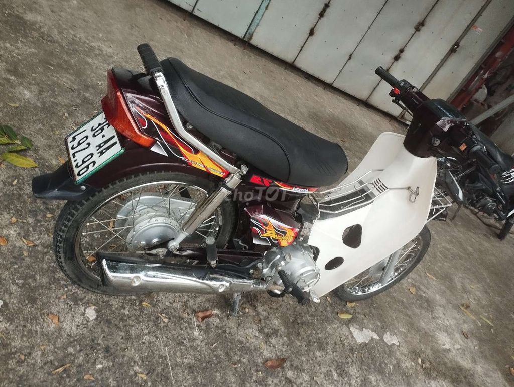 Honda Dream 50cc коричневая, б/у