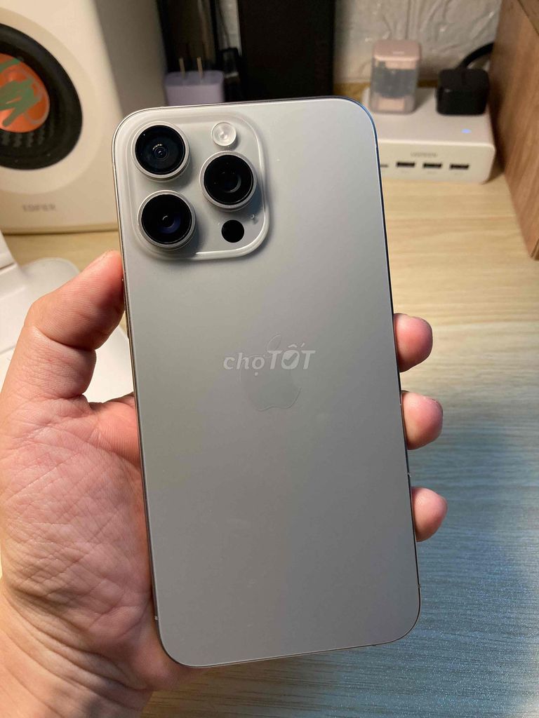 Apple iPhone 15 Pro Max Xám LL/A. Mua bán Điện thoại tại Quận 6 Tp Hồ Chí Minh được đăng bởi Phương Trần hình 1