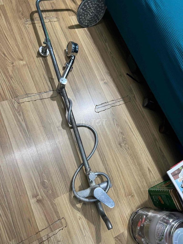Vòi sen cây. Mua bán Thiết bị vệ sinh, nhà tắm tại Quận Hoàn Kiếm Hà Nội được đăng bởi Trần Văn Hiếu hình 1
