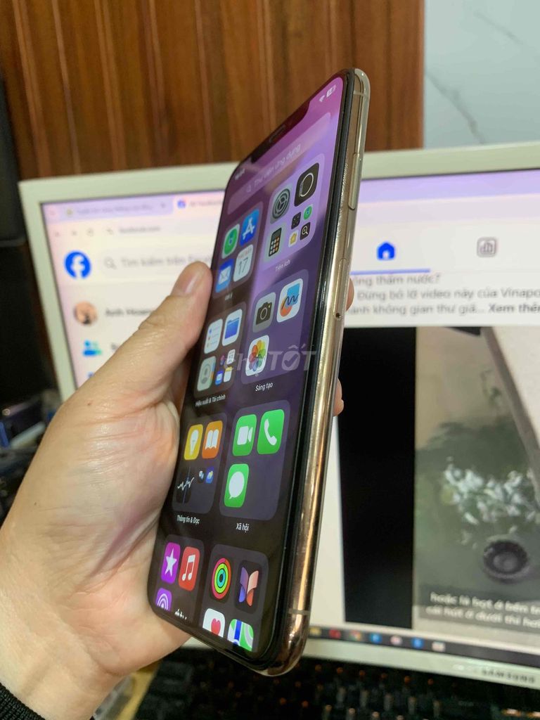 Apple iPhone XS Max 256GB gold. Mua bán Điện thoại tại Quận Lê Chân Hải Phòng được đăng bởi hoang anh hình 1
