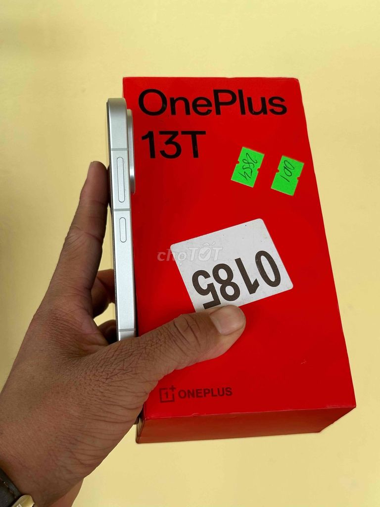 OnePlus 13T 12/256GB fullboxx 99 cần bán ạ. Mua bán Điện thoại tại Thành phố Thủ Dầu Một Bình Dương được đăng bởi Hoàng hải hình 1