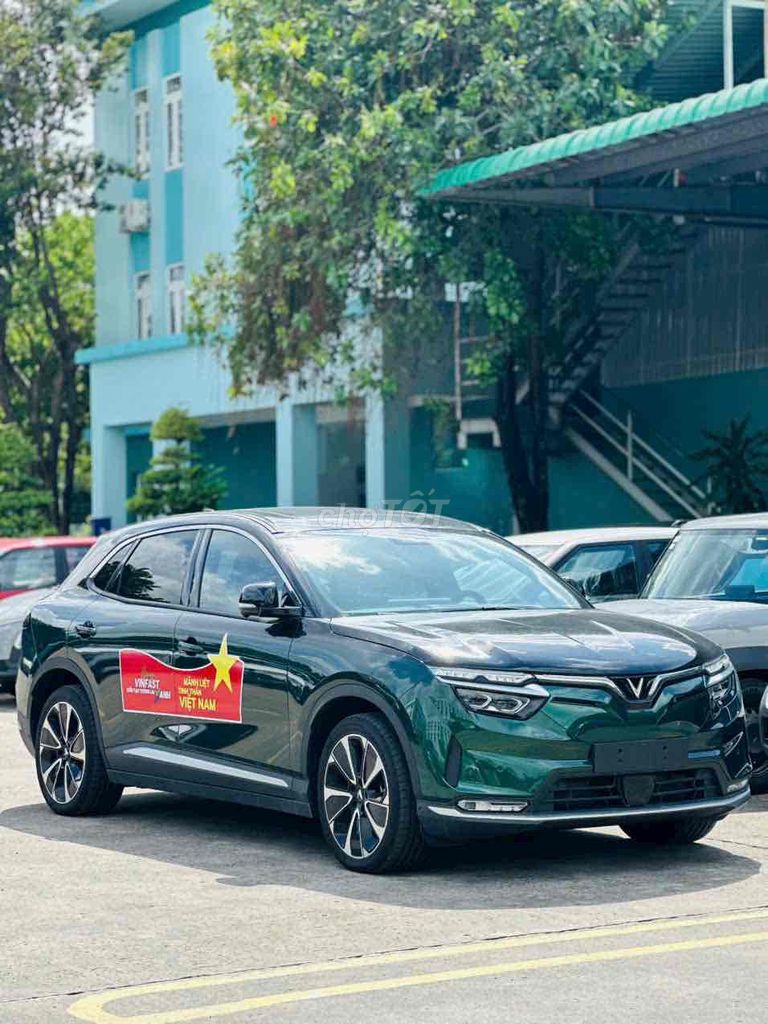 VF8 ĐƯA TRƯỚC 150TR NHẬN XE BAO ĐẬU HỒ SƠ KHÓ. Mua bán Ô tô tại Thành phố Phú Quốc Kiên Giang được đăng bởi KỲ hình 4