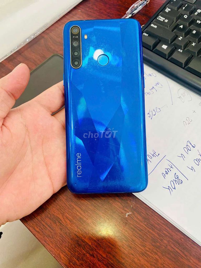 Điện thoại giá rẻ lại full chức năng
