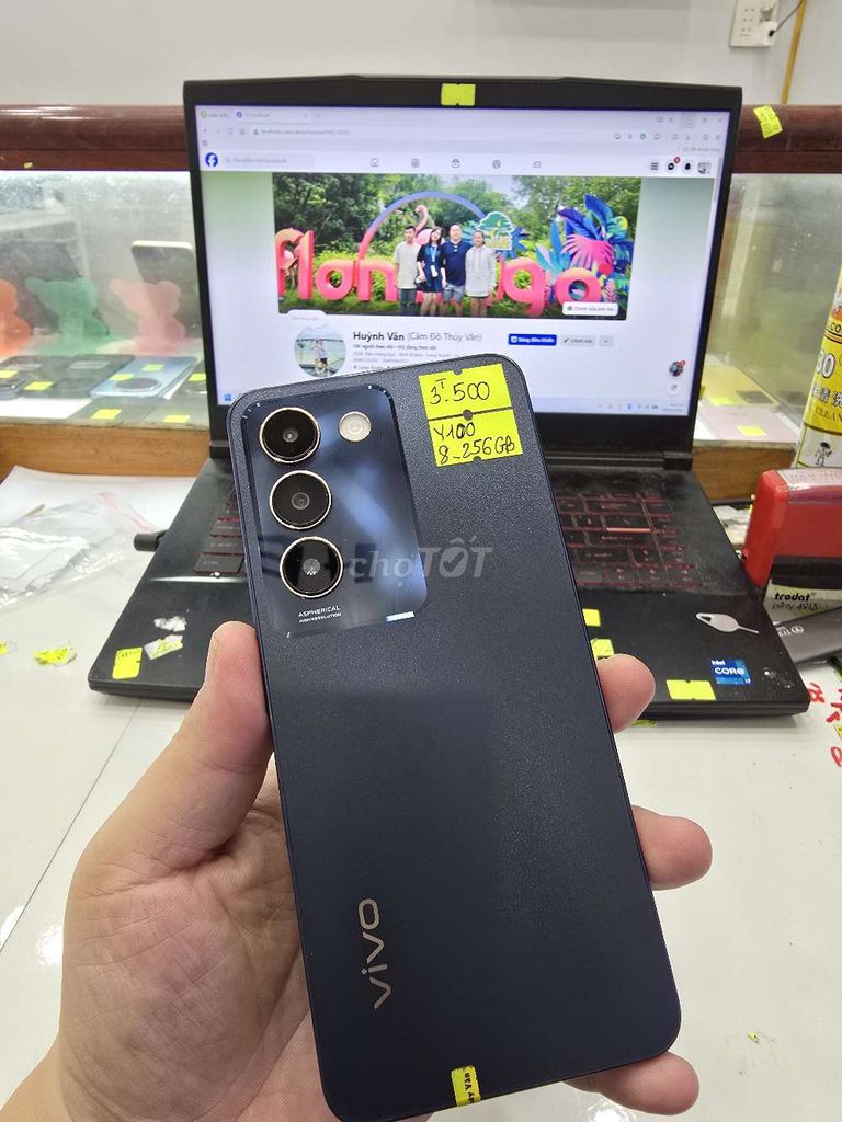 Vivo Y100 8GB/256GB Đen. Mua bán Điện thoại tại Thành phố Long Xuyên An Giang được đăng bởi Facebook Cầm Đồ Thúy Vân hình 1