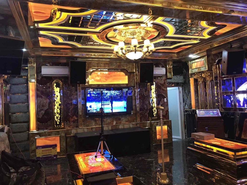 KARAOKE SAO VIỆT TUYỂN NHÂN VIÊN. Việc làm tại Huyện Đức Hòa Long An được đăng bởi KARAOKE SAO VIỆT hình 4