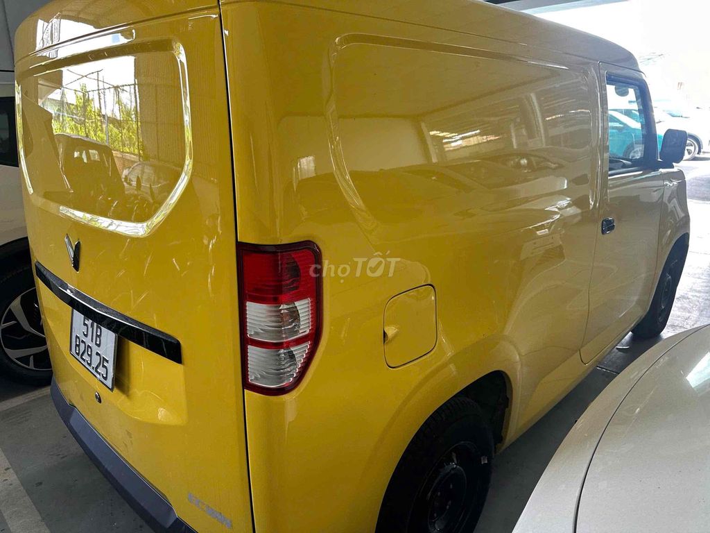 VinFast ECVAN PLUS 2026 chỉ 944 km  tiết kiệm 70tr