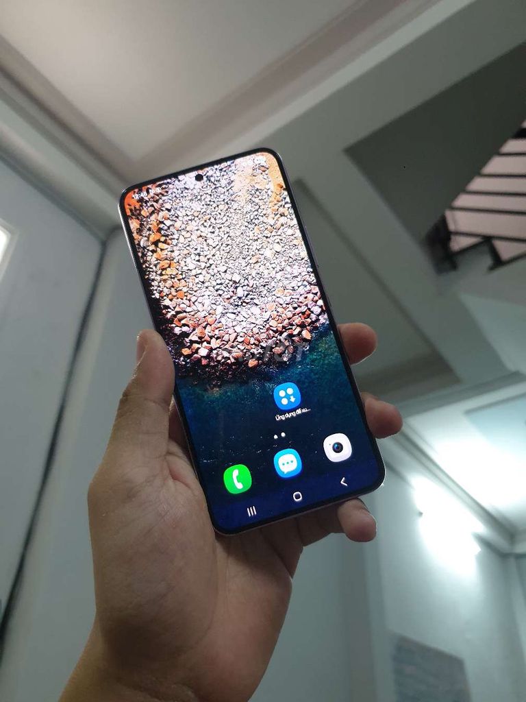 Samsung S22 đã qua sử dụng cần bán lại . Mua bán Điện thoại tại Quận Bình Thạnh Tp Hồ Chí Minh được đăng bởi Điện thoại SAMPHONE hình 1