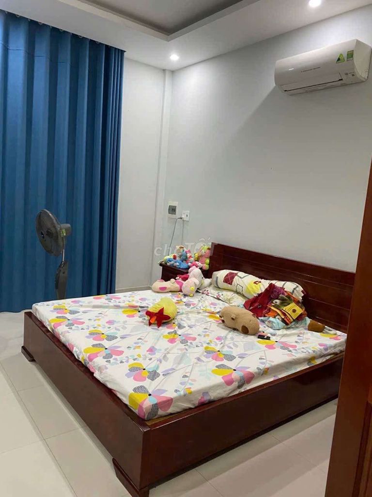 🌺🌺Cho thuê nhà nguyên căn đường Hói Kiểng 
Nhà 2,5 . 18 triệu.hòa xuân