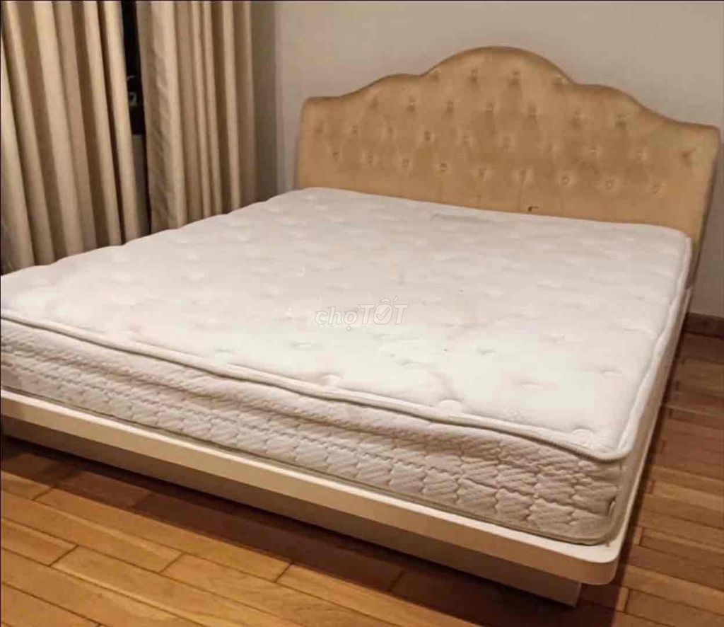 Giường 1m8x2m Vải Gỗ Kem Trắng. Mua bán Giường, chăn ga gối nệm tại Thành phố Dĩ An Bình Dương được đăng bởi vinnhung hình 1
