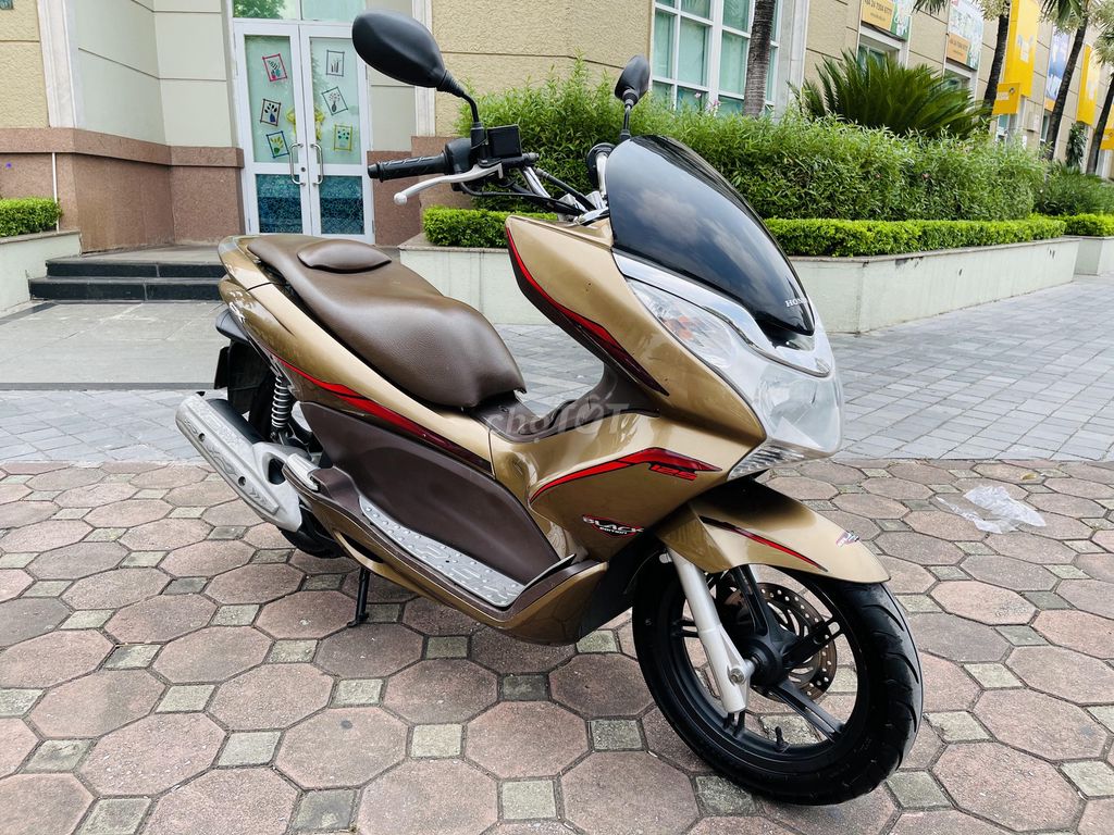 Honda PCX 125 chính chủ đẹp nguyên zin tuyệt đối. Mua bán Xe máy tại Quận Nam Từ Liêm Hà Nội được đăng bởi HẢI ĐĂNG hình 4