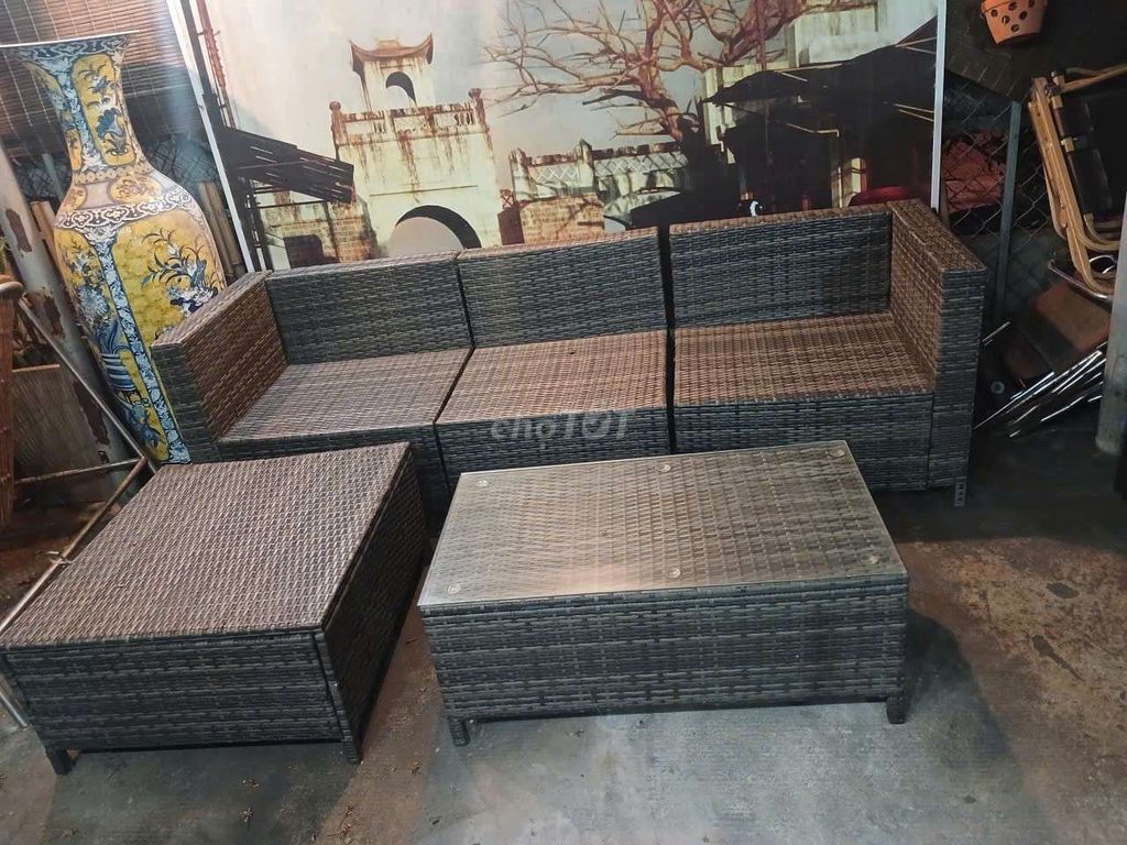 Bộ bàn ghế mây tự nhiên Nâu. Mua bán Bàn ghế tại Quận Sơn Trà Đà Nẵng được đăng bởi Nguyễn Vũ hình 1