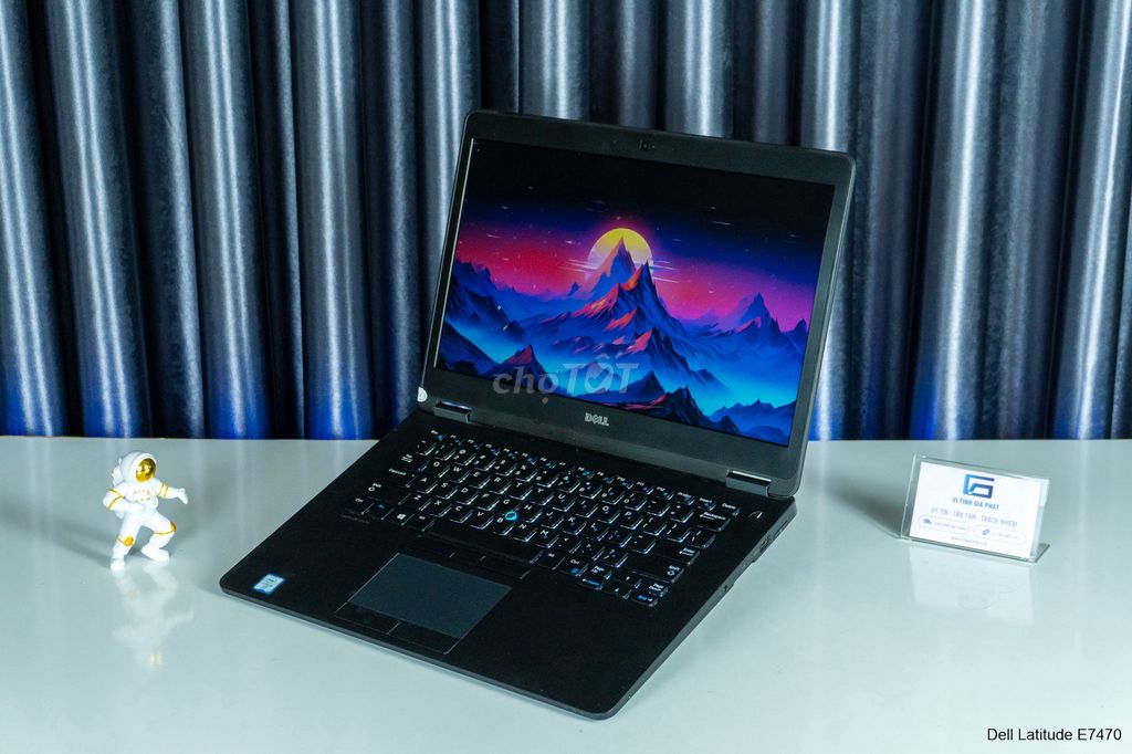 Laptop Dell Latitude E7470 Màn 14inch (Renew Box)
