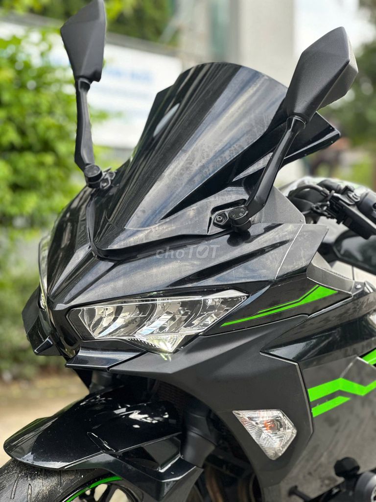 Kawasaki Ninja 400 biển 29 có trả góp trao đổi ✅. Mua bán Xe máy tại Quận Thanh Xuân Hà Nội được đăng bởi Phú Lý hình 3