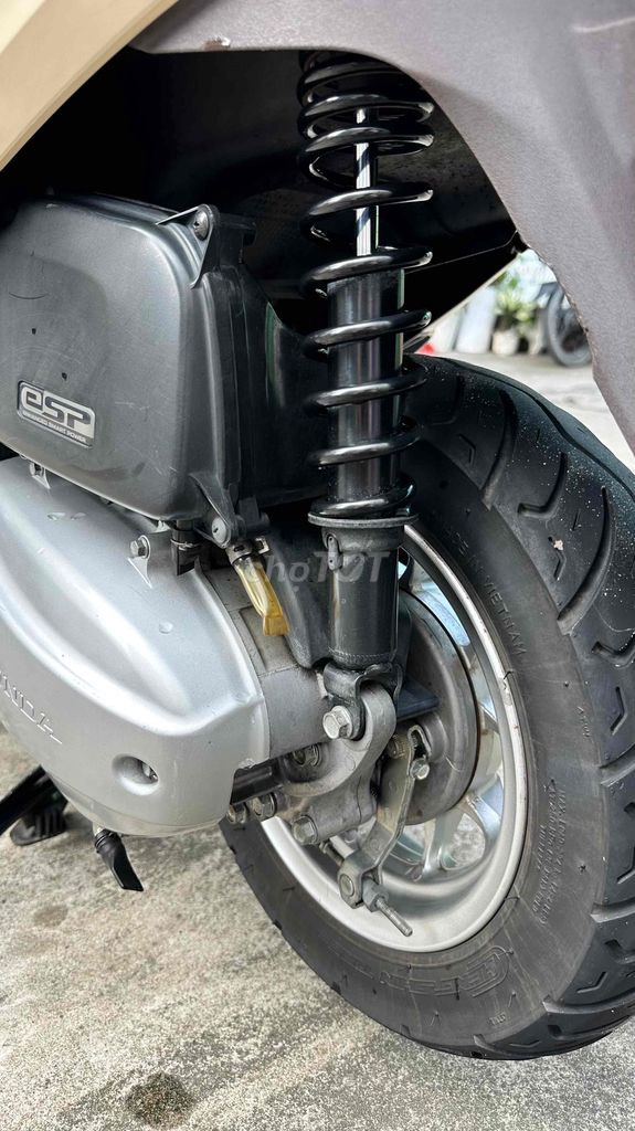 Honda Lead 125 2018 Smartkey Vàng kem. Mua bán Xe máy tại Quận Ninh Kiều Cần Thơ được đăng bởi Cửa Hàng Xe Nhật Tài hình 7