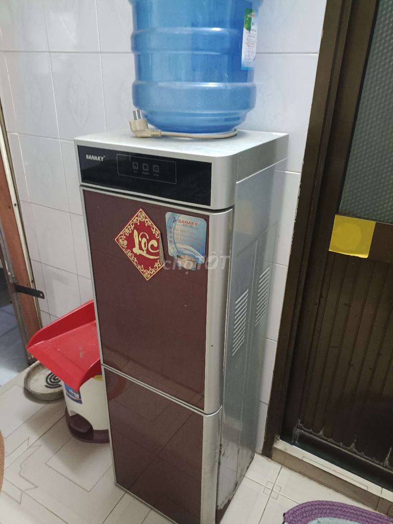 Cây nước nóng lạnh Sanaky. Mua bán Nội thất, đồ gia dụng khác tại Thành phố Mỹ Tho Tiền Giang được đăng bởi huy le hình 1