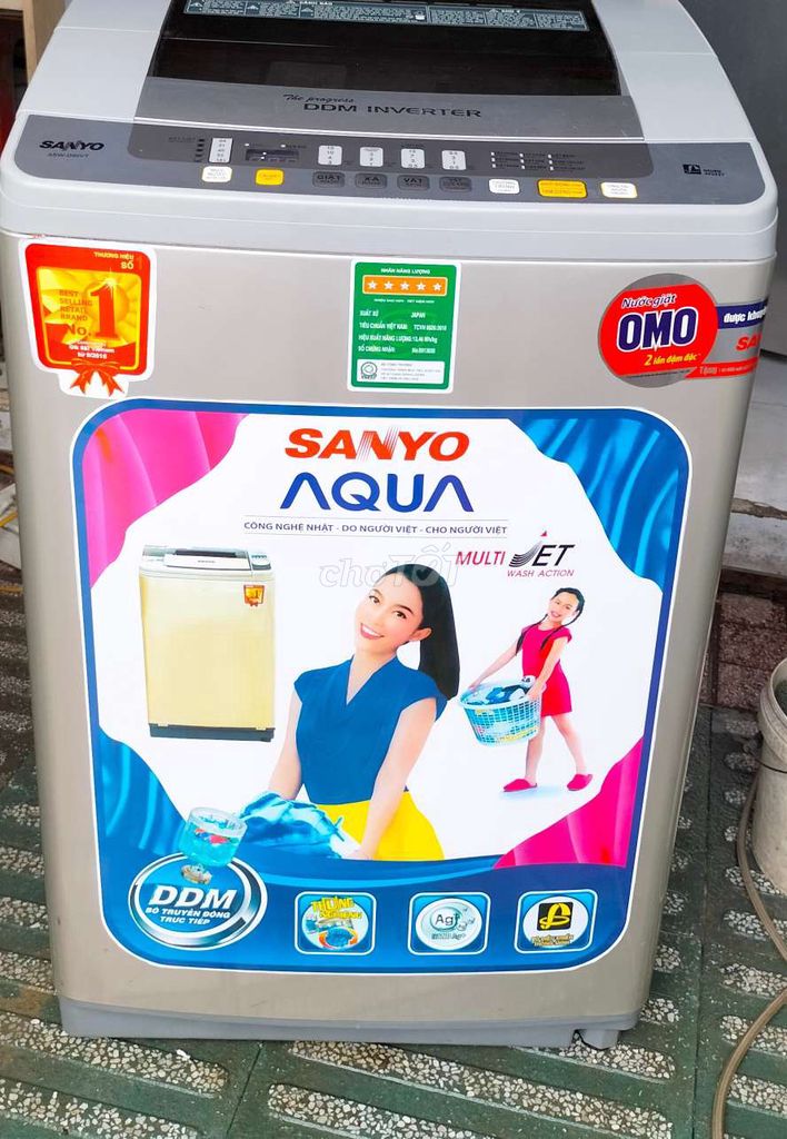 Máy giặt Sanyo 9kg lnverter đang Sài