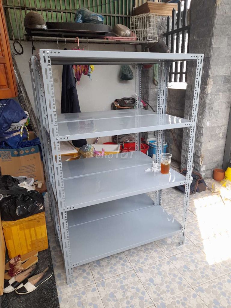 Kệ sắt V lỗ đa năng (k1). Mua bán Tủ, kệ gia đình tại Huyện Trảng Bom Đồng Nai được đăng bởi Thu Hoàng hình 1