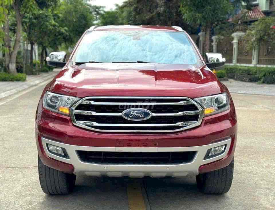 Ford Everest Titannium 2.0L 4x2 AT sản xuất 2018