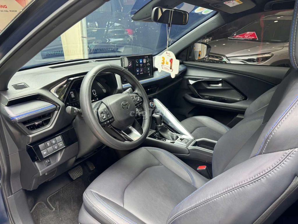 Yaris Cross Siêu Mới Màu Xanh, 2024 Ít Đi 17000 km. Mua bán Ô tô tại Quận Gò Vấp Tp Hồ Chí Minh được đăng bởi Xe Toyota Cũ Chính Hãng hình 9