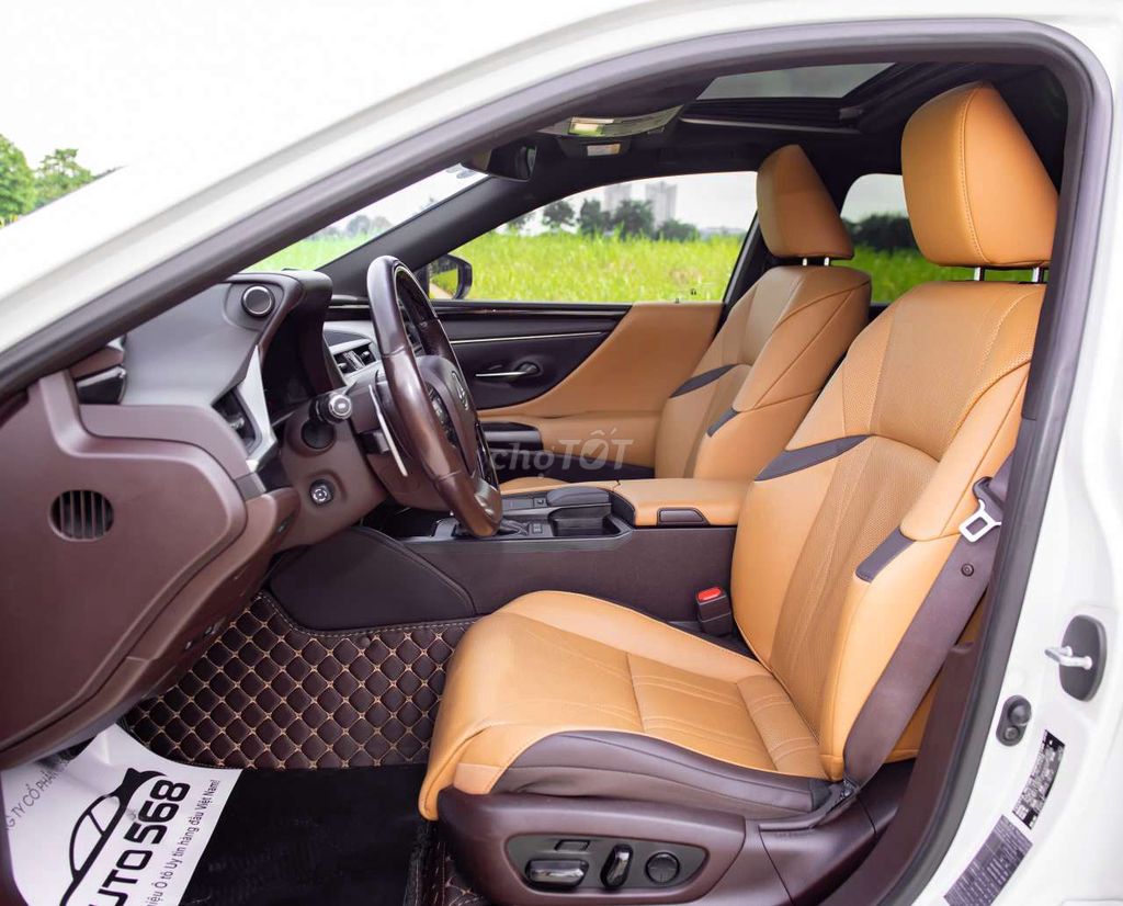 Lexus ES250 sản xuất 2022. Mua bán Ô tô tại Quận Đống Đa Hà Nội được đăng bởi Phú Việt hình 4