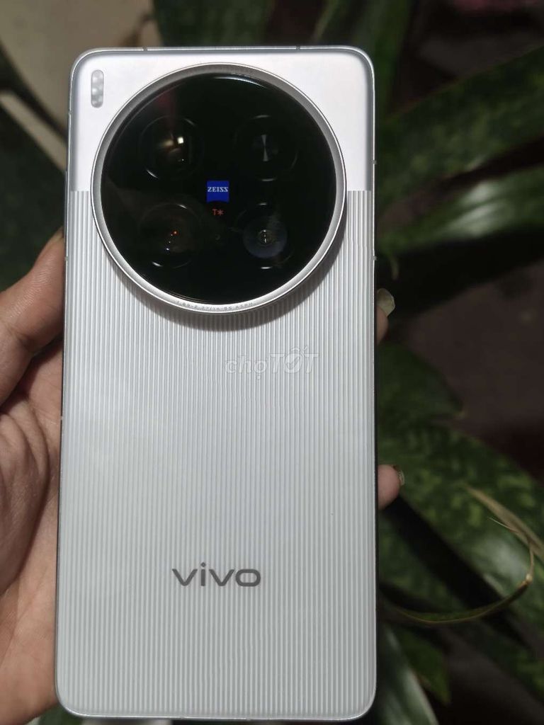 Vivo X200 Ultra 256GB Bạc Snapdragon 8 Elite. Mua bán Điện thoại tại Quận 10 Tp Hồ Chí Minh được đăng bởi Nguyễn Thị Mỹ An hình 1