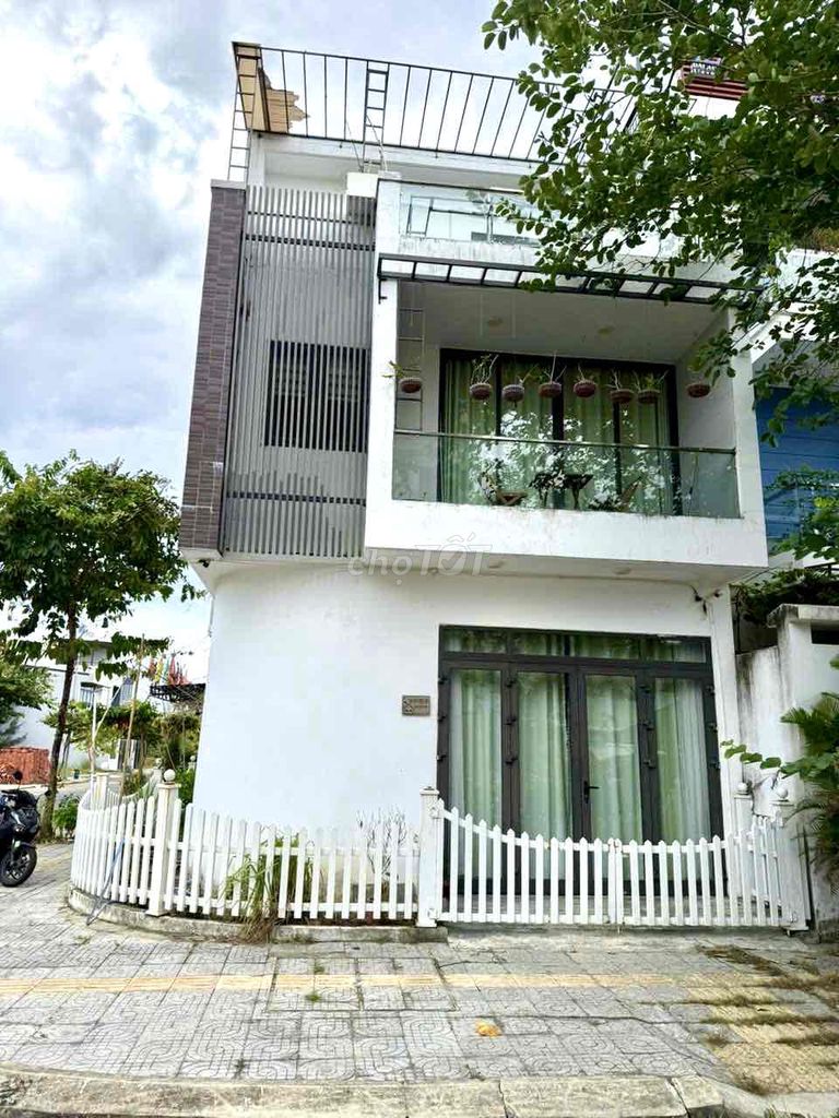 Rent · FPT City · 3 bd · 110 м² · Quận Ngũ Hành Sơn, ул. Hòa Hải