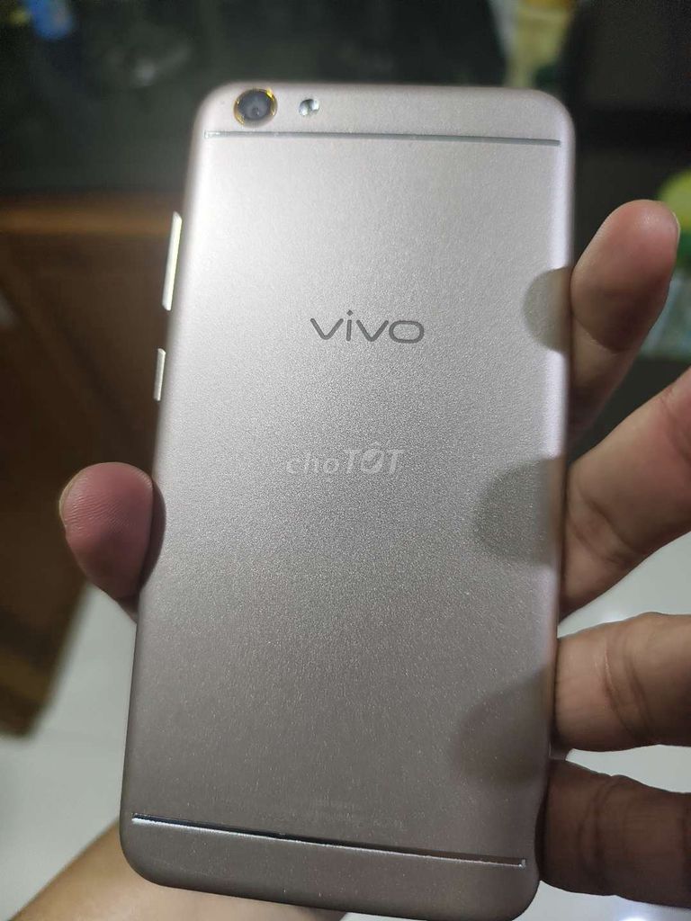 Vivo 4GB/64GB Vàng đồng. Mua bán Điện thoại tại Thành phố Nha Trang Khánh Hòa được đăng bởi Nguyen Dat hình 1