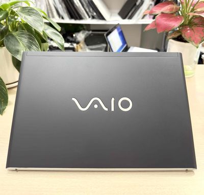 Vaio i5-6200U Ram 8 SSD 256GB máy zin đẹp pin new