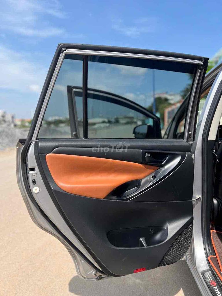 Toyota Innova 2017 2.0E Bạc. Mua bán Ô tô tại Quận Gò Vấp Tp Hồ Chí Minh được đăng bởi Nguyễn Nam Sang hình 9