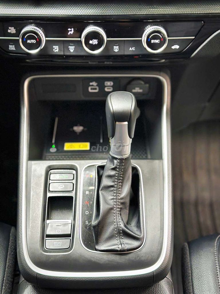 2025 L - 9000 km. Mua bán Ô tô tại Quận Cầu Giấy Hà Nội được đăng bởi oto lướt hà nội  hình 17