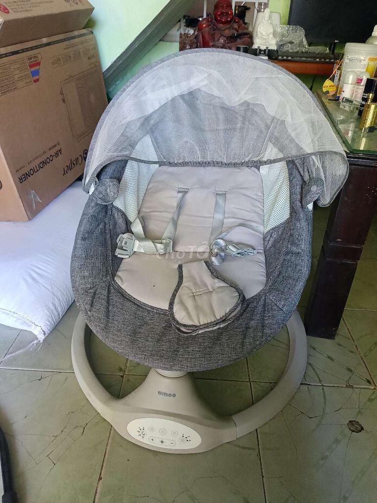 Ghế rung Umoo Xám. Mua bán Mẹ và bé tại Quận Liên Chiểu Đà Nẵng được đăng bởi Ngọc Huyền hình 1