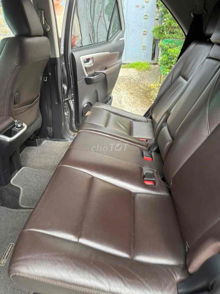 Toyota Fortuner 2017 Số tự động máy xăng. Mua bán Ô tô tại Quận 12 Tp Hồ Chí Minh được đăng bởi A Quý hình 5