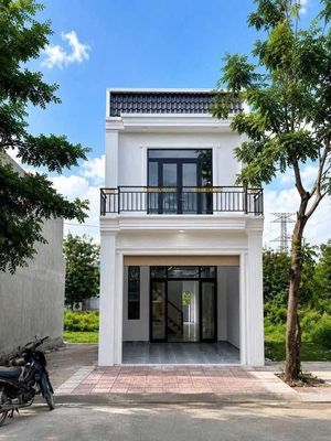 Nhà đẹp full nội thất, 3PN, KCN Rạch Bắp, 2.15 tỷ
