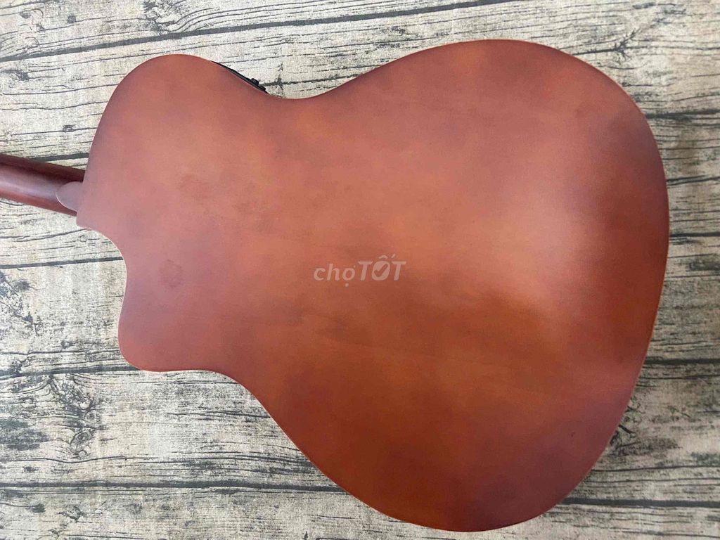 Thanh Lý Guitar Kèm Eq