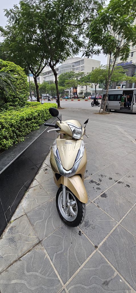 Cần bán xe lead chính chủ 2015. Mua bán Xe máy tại Quận Hà Đông Hà Nội được đăng bởi Tuấn Trần hình 2
