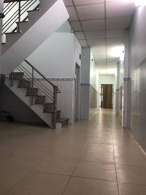 Nhà 1 lầu, 4m x 20m, 4PN, 2WC, MT nội bộ ( rộng 16m), khu Bình Phú 2