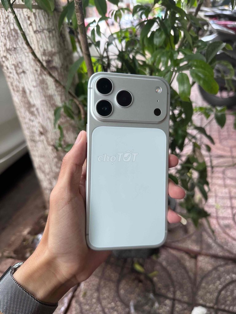Apple iPhone 14 Pro Max 128GB Bạc Đã qua sử dụng. Mua bán Điện thoại tại Thành phố Buôn Ma Thuột Đắk Lắk được đăng bởi Đoàn Đức Tuấn hình 1