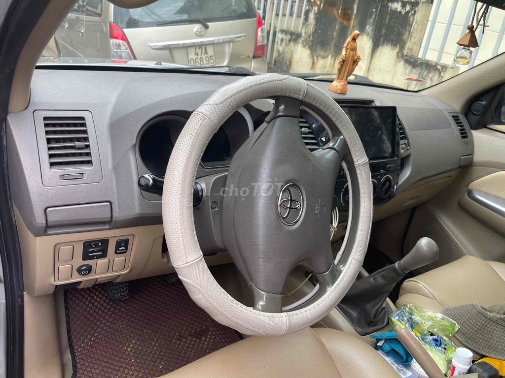 Toyota Fortuner 2010 2.5G - 180000 km. Mua bán Ô tô tại Thành phố Buôn Ma Thuột Đắk Lắk được đăng bởi Anh Quốc hình 2