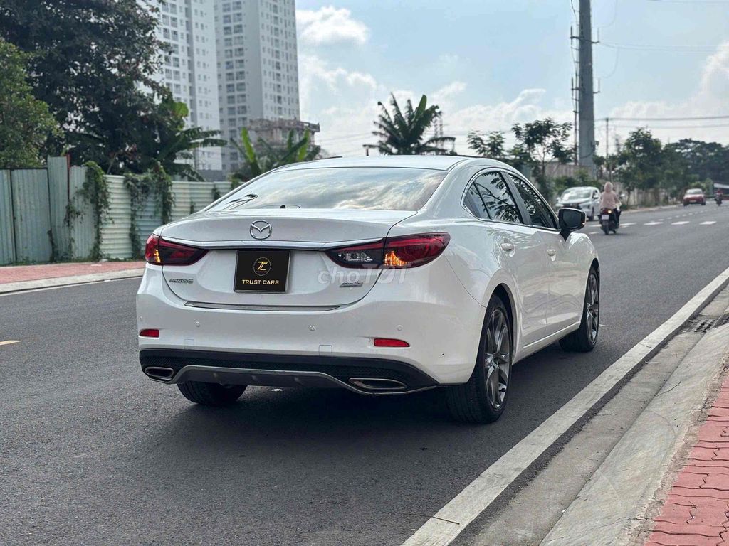 Mazda 6 2019 Mazda 6 2.0L Premium - 26000 km. Mua bán Ô tô tại Quận 8 Tp Hồ Chí Minh được đăng bởi Cửa hàng ô tô cũ TRUST CARS hình 4