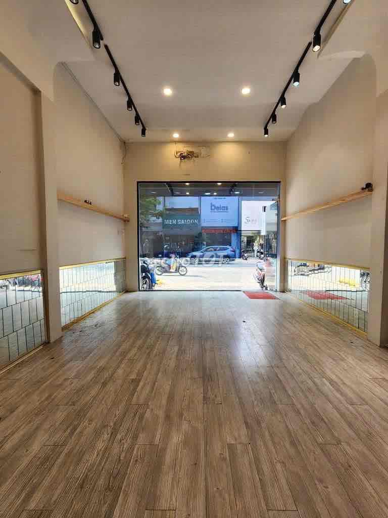 MB MT ĐƯỜNG VÕ VĂN TẦN Q3, 30M2, 27 TRIỆU