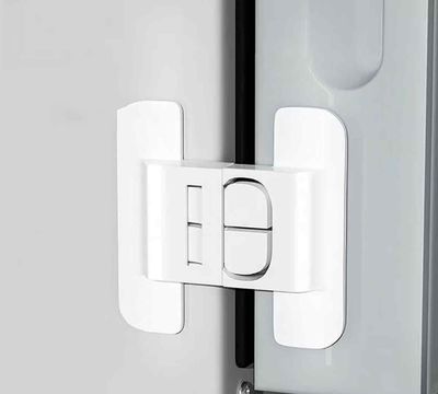 Khóa an toàn tủ lạnh nhựa Trắng. Mua bán Nội thất, đồ gia dụng khác tại Quận 3 Tp Hồ Chí Minh được đăng bởi Nguyễn Linh