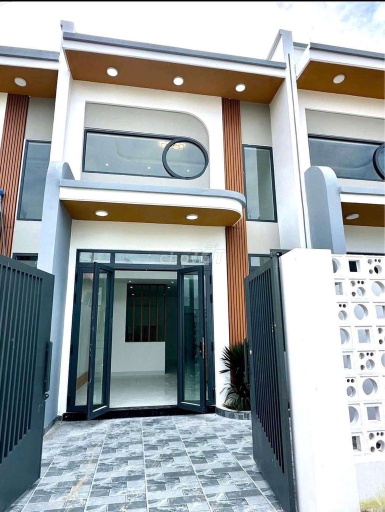 Nhà lầu gác lững trung tâm phường Tân Triều, Sổ riêng giá chỉ 1tỷ700