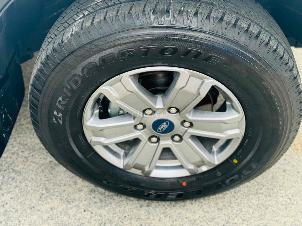 FORD RANGER XLT AT 4x4 2023_ ODO 64.000km. Mua bán Ô tô tại Quận 1 Tp Hồ Chí Minh được đăng bởi Ms Ly Bến Thành Ford hình 10