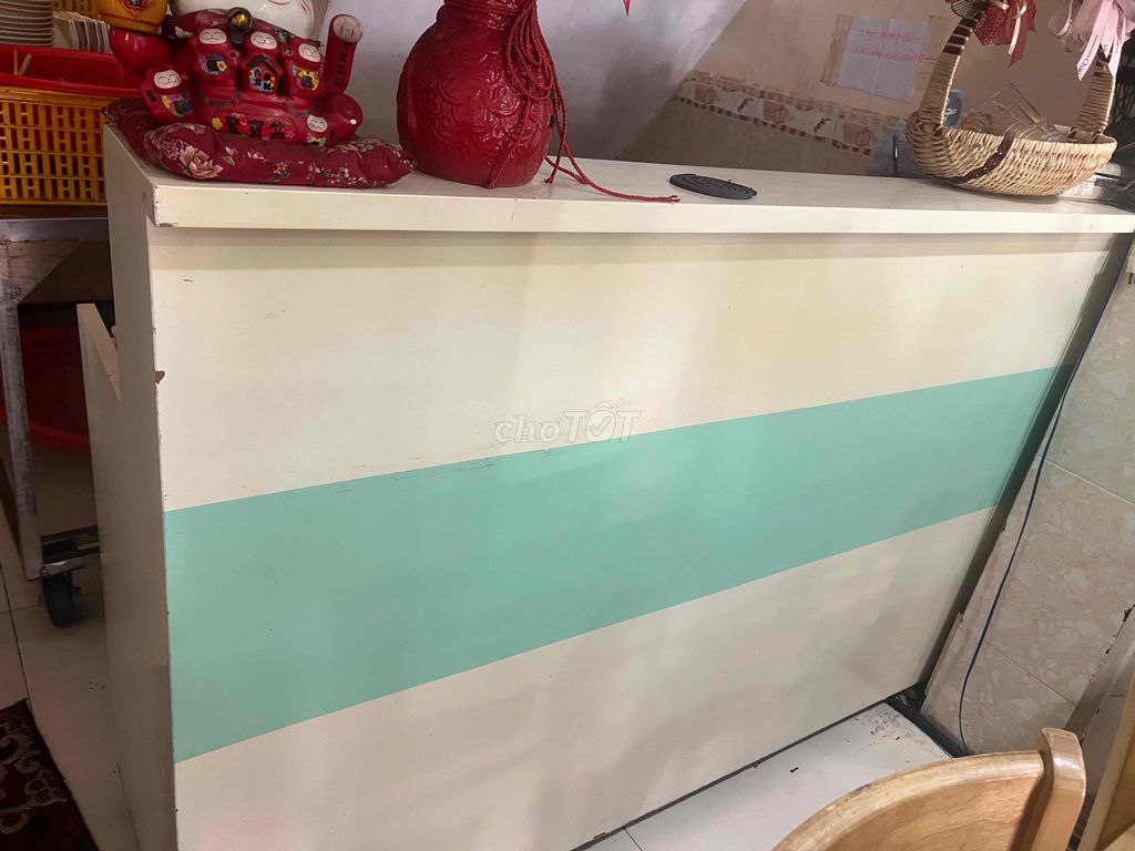 THANH LÝ KỆ THU NGÂN, KỆ QUẦY NƯỚC