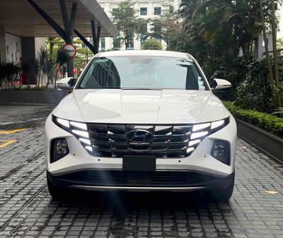 Hyundai Tucson 2.0 Xăng đặc biệt sx 2023 - 9000km