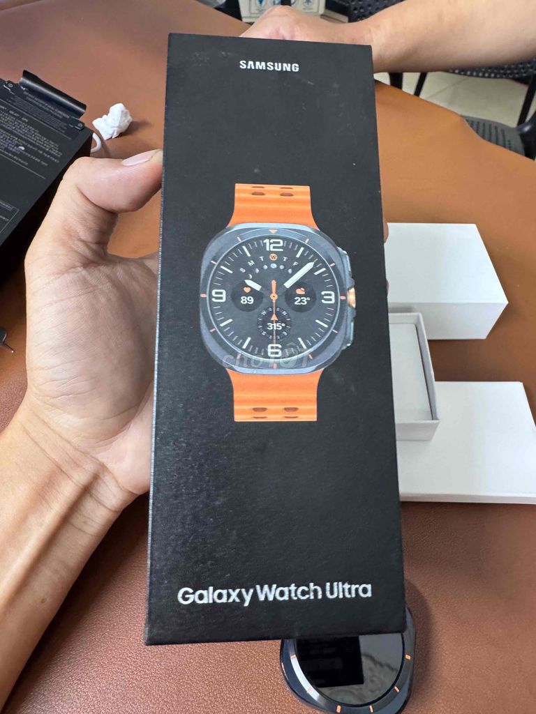 Samsung Galaxy Watch Ultra Xám Titan. Mua bán Thiết bị đeo thông minh tại Quận Thanh Khê Đà Nẵng được đăng bởi Huỳnh Văn Hải hình 1