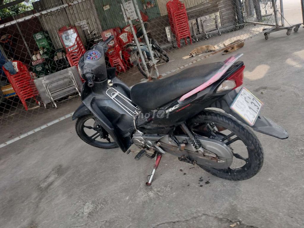 Cần bán chiếc Sirius như hình có giấy. Mua bán Xe máy tại Huyện Hóc Môn Tp Hồ Chí Minh được đăng bởi A Tuấn hình 5