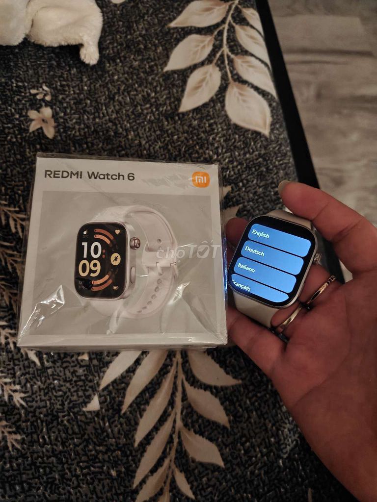Redmi Watch 6 Trắng Xám fullbox mới mở seal gl. Mua bán Thiết bị đeo thông minh tại Quận 5 Tp Hồ Chí Minh được đăng bởi Strawberry Táo hình 1