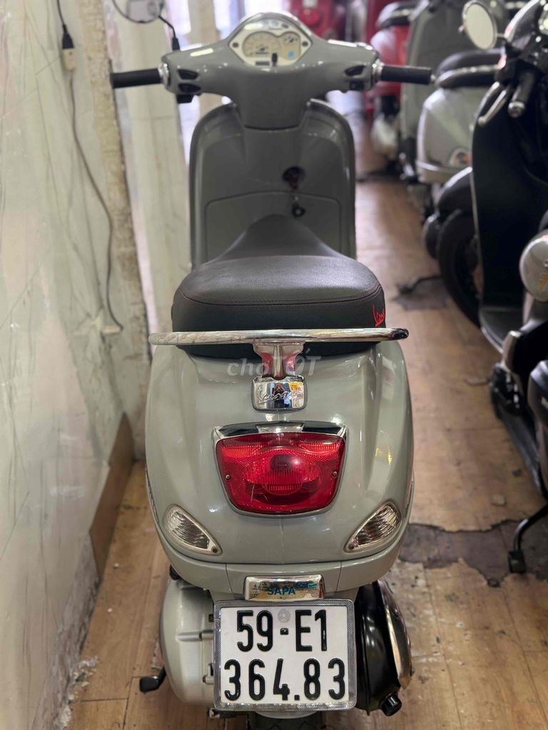 Piaggio Vespa LX125 3Vie Đời 2014 . BSTP. Mua bán Xe máy tại Quận Phú Nhuận Tp Hồ Chí Minh được đăng bởi Ngọc Huy hình 6